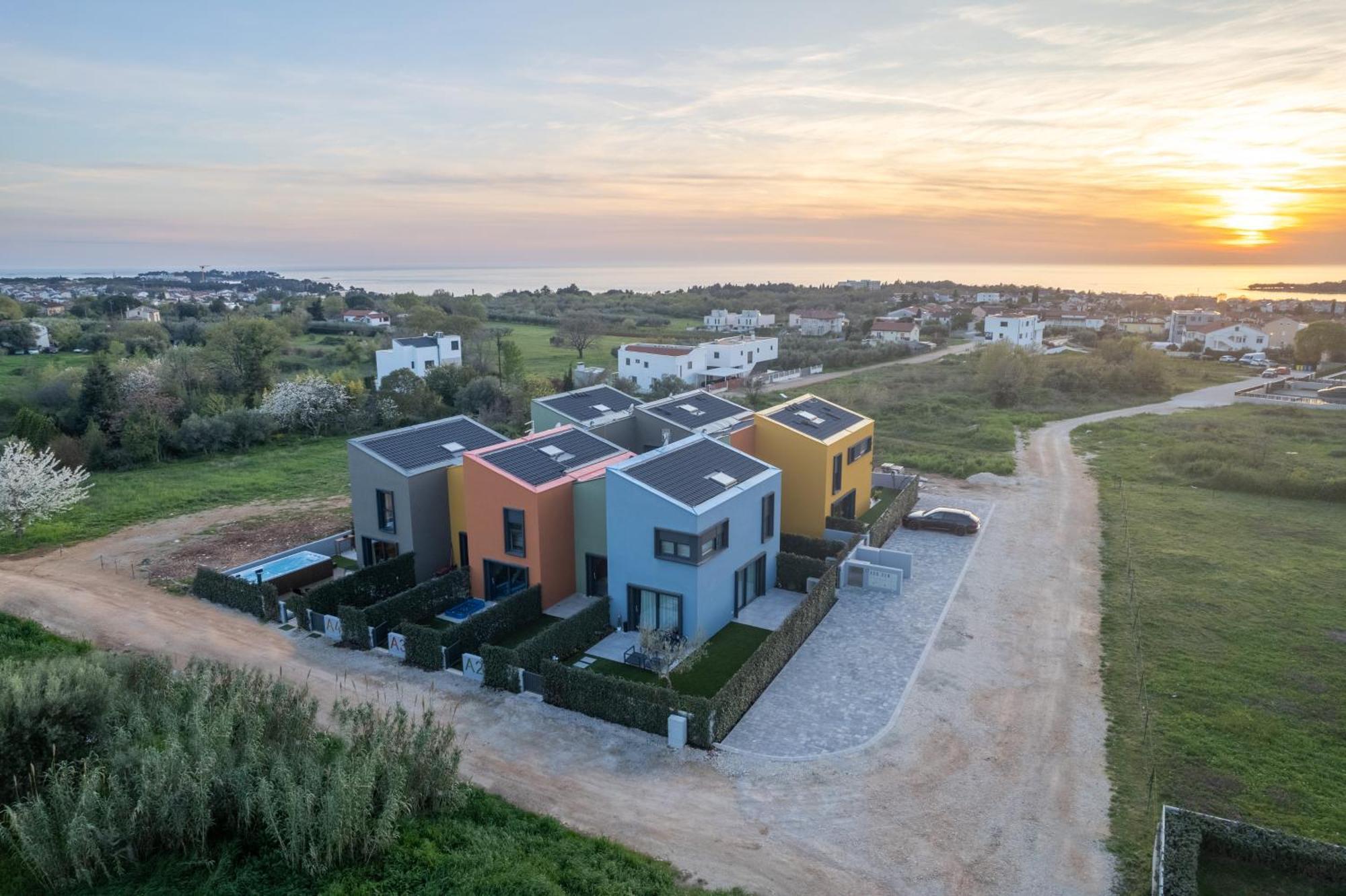 "Casa Vitasana" With Large Spa And Counter-Current Swimming Near The Beach! Пореч Екстериор снимка